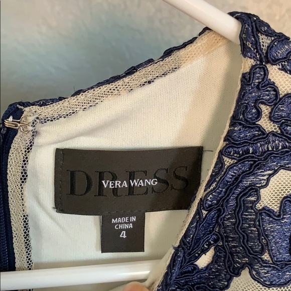 Vera wang dress - Picture 3 of 4